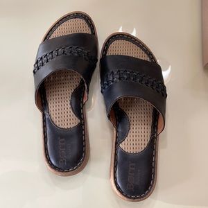 Born Trenza Women’s Sandal